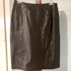 Leather Skirt by Kay Unger: Size 8: Chocolate Brown in FABULOUS condition!